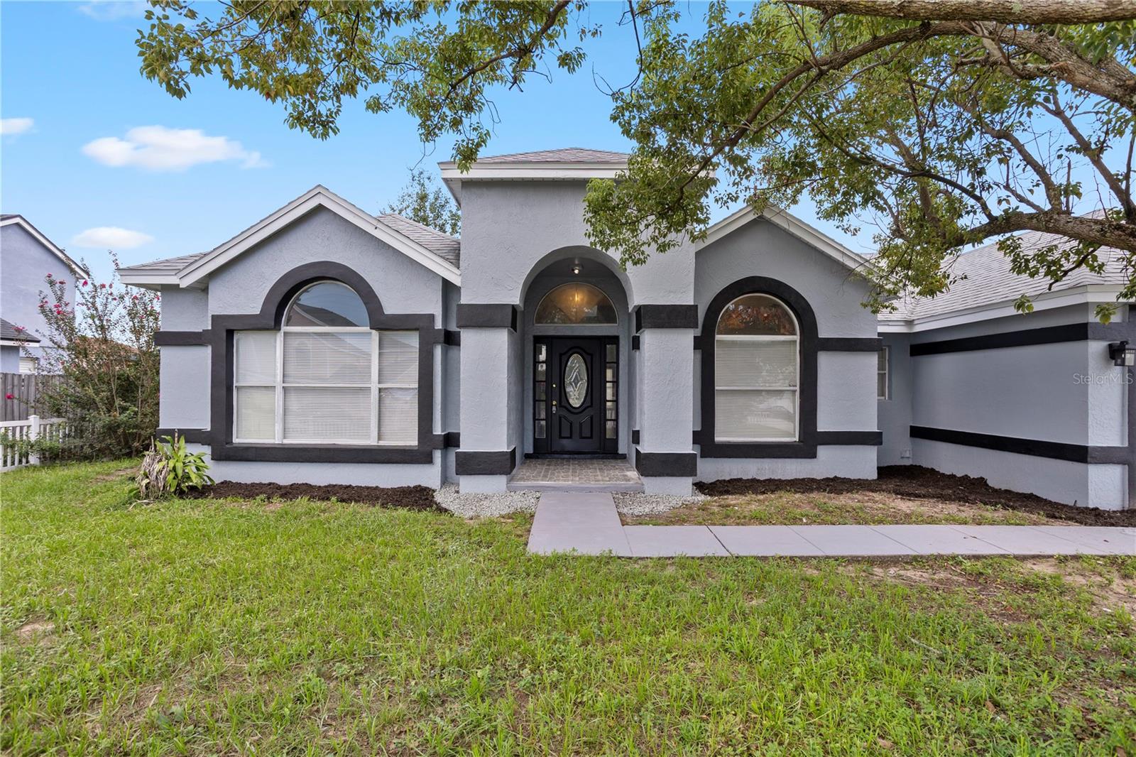 En Venta 5427 BLUE TICK DR, ORLANDO, FL 32810