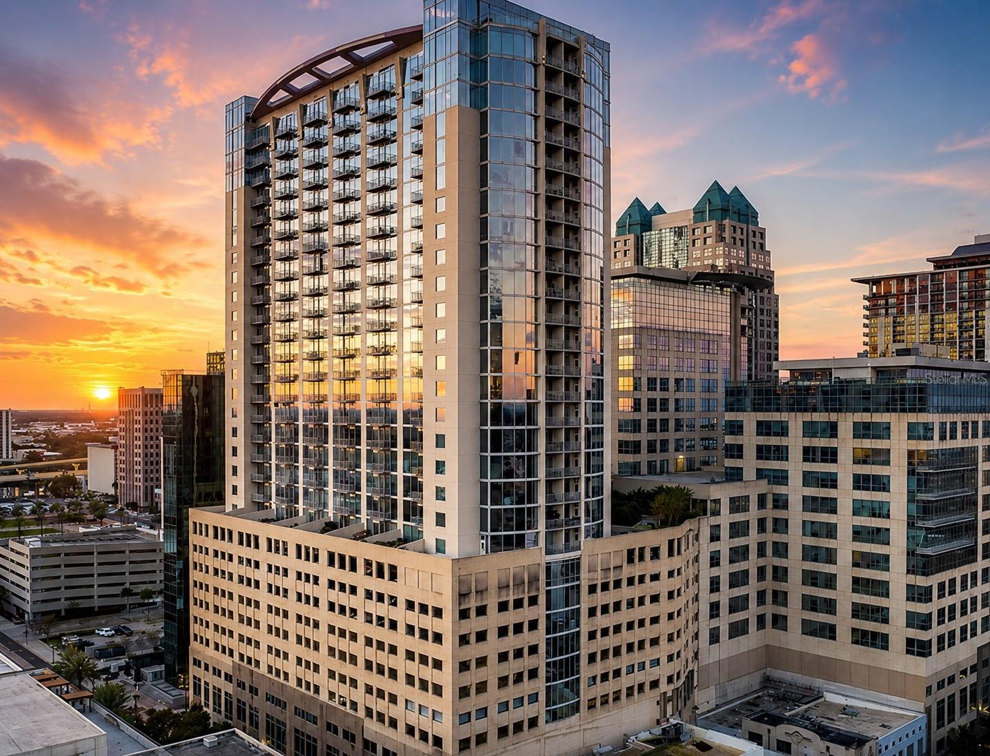En Venta 155 S COURT AVE #1505, ORLANDO, FL 32801