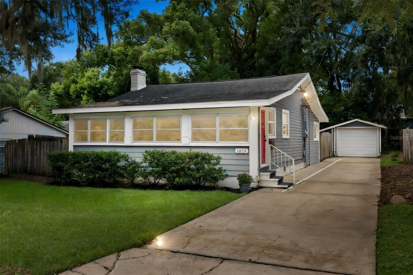 En Venta 1213 NOBLE PL, ORLANDO, FL 32801