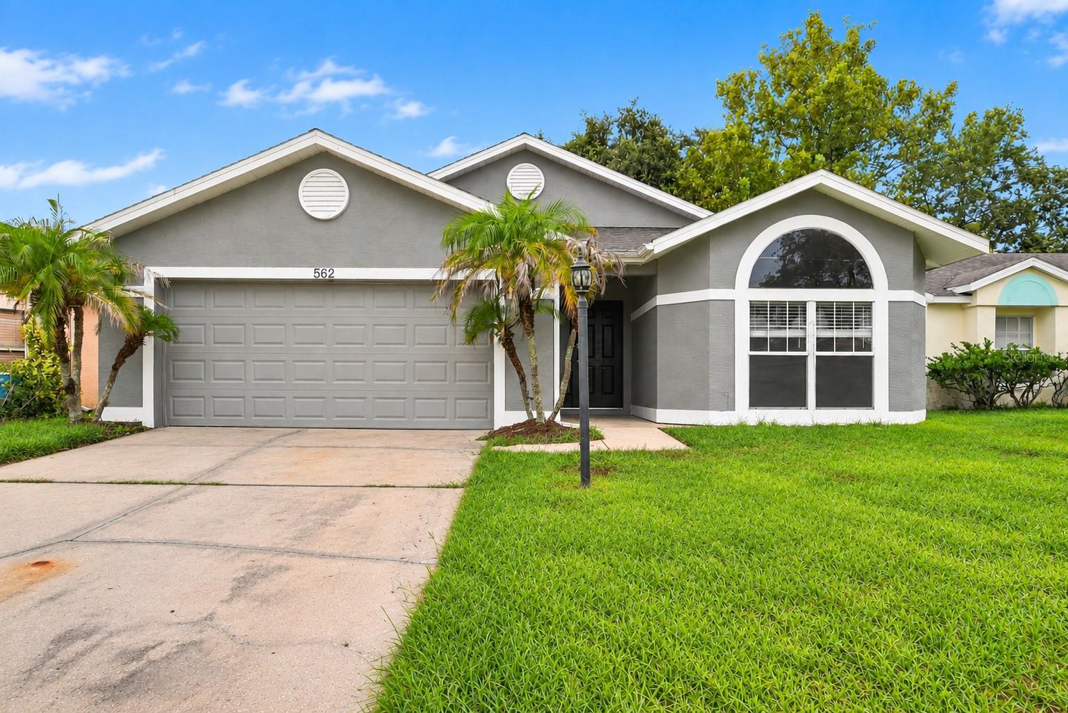 En Venta 562 SHORT PINE CIR, ORLANDO, FL 32807