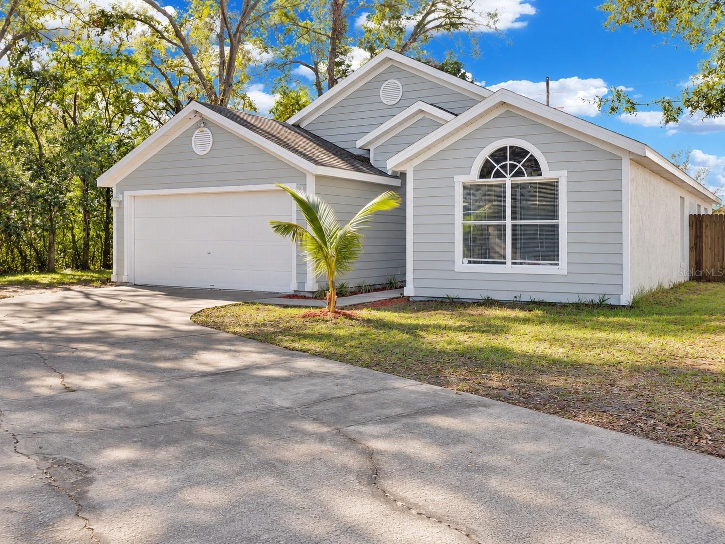 En Venta 2080 COBBLEFIELD CIR, APOPKA, FL 32703