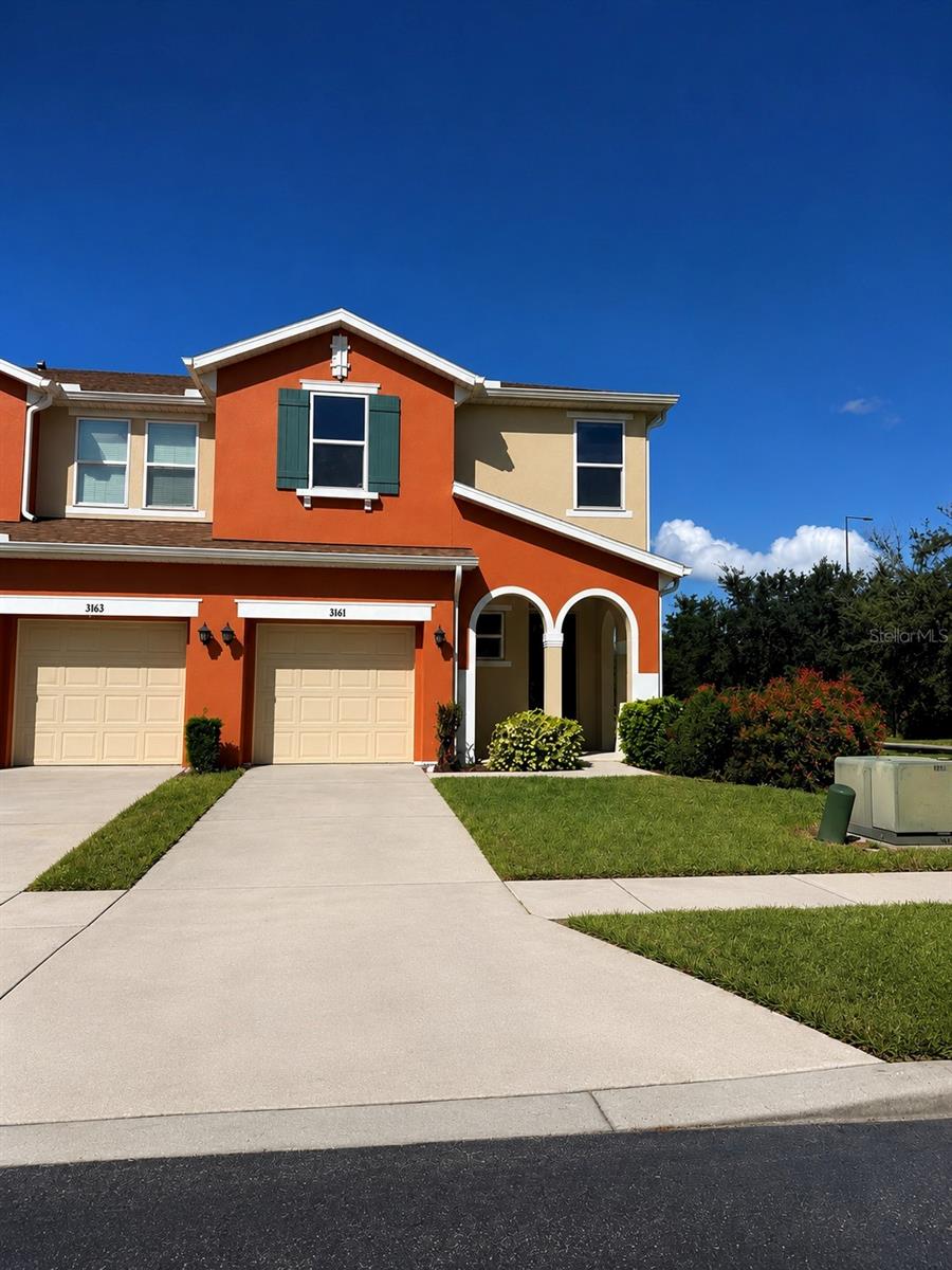 Foto de propiedad en 3161 TOCOA CIR KISSIMMEE con MLS# O6438963