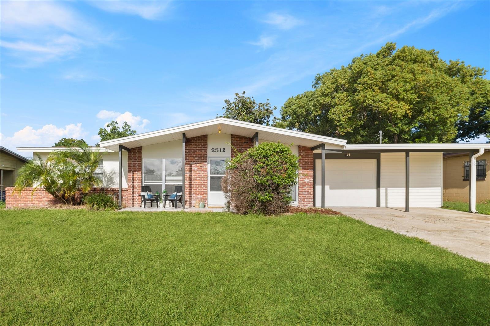 Foto de propiedad en 2512 HEALY DR ORLANDO con MLS# O6439194