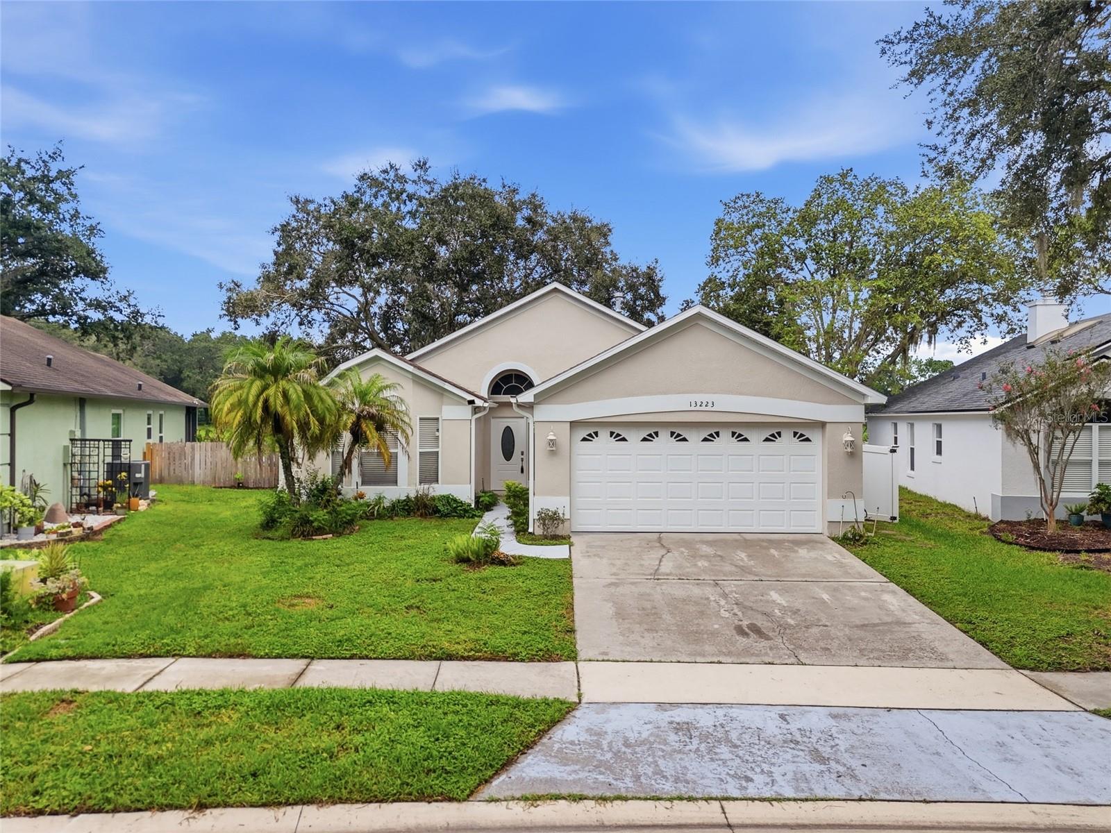 En Venta 13223 MEADOWLARK LN, ORLANDO, FL 32828