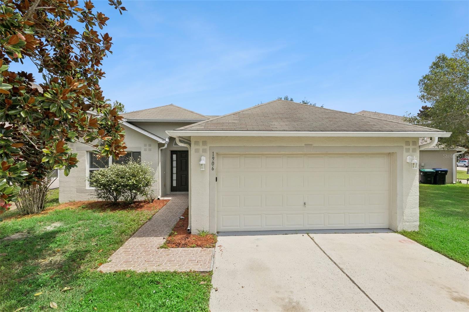 En Venta 1906 CORNER GLEN DR, ORLANDO, FL 32820