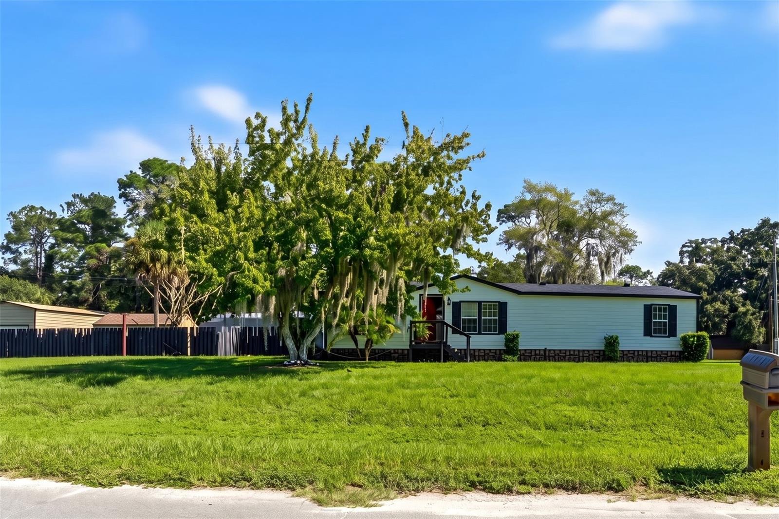 En Venta 5005 SPIRAL WAY, ST CLOUD, FL 34771