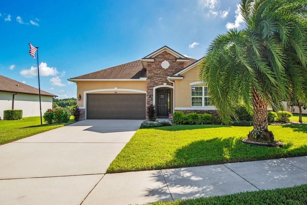 En Venta 1888 JAINIC LOOP, APOPKA, FL 32712