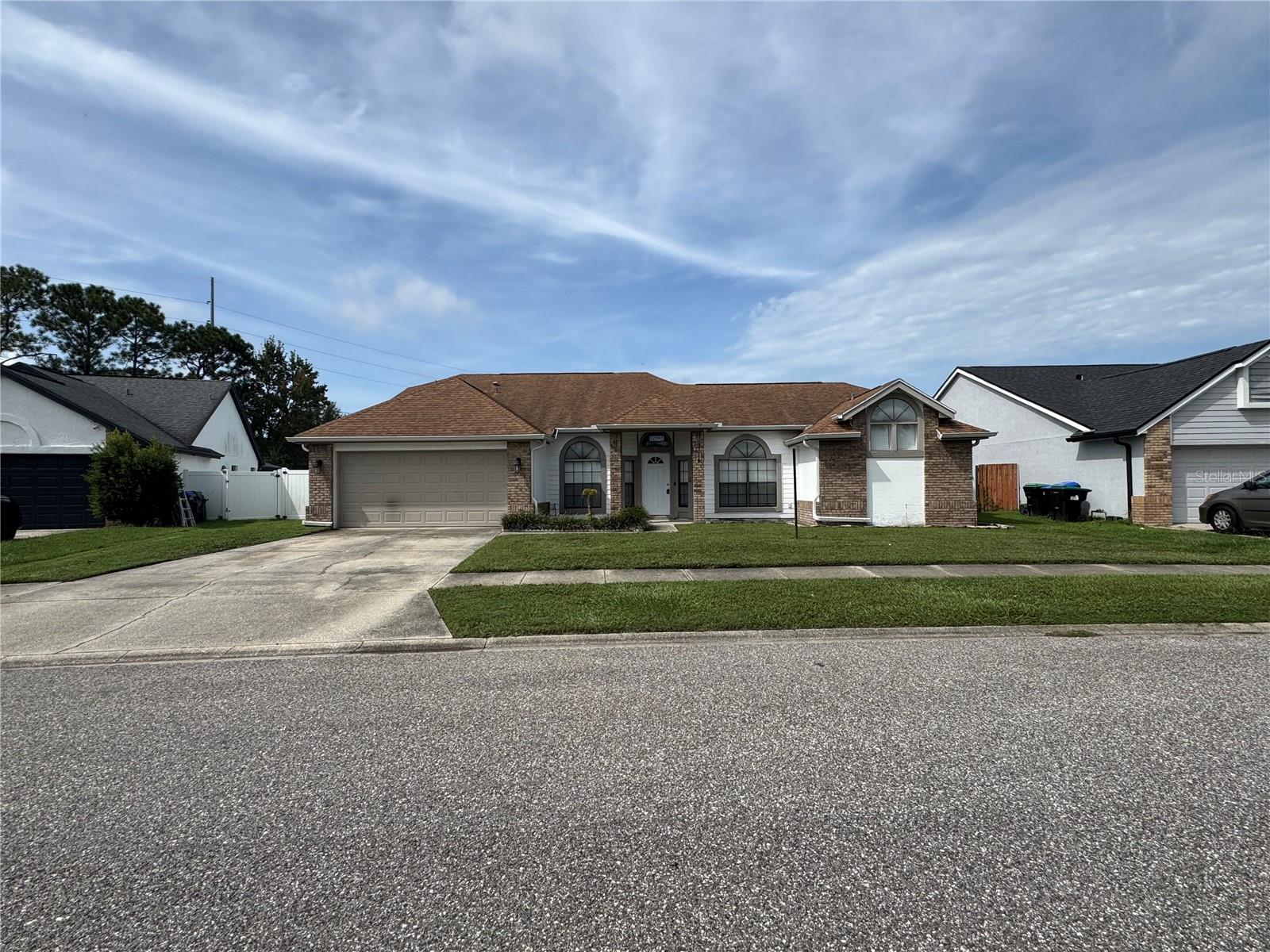 En Venta 12745 NEWFIELD DR S, ORLANDO, FL 32837