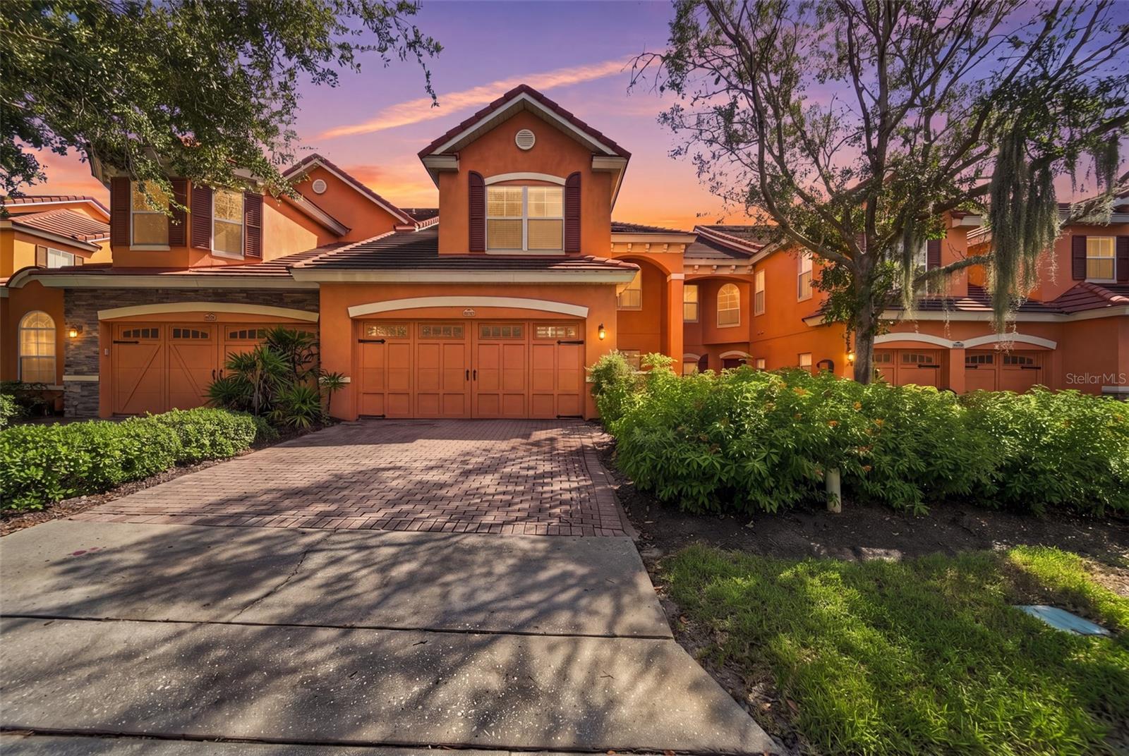 En Venta 6956 SORRENTO ST #6956, ORLANDO, FL 32819
