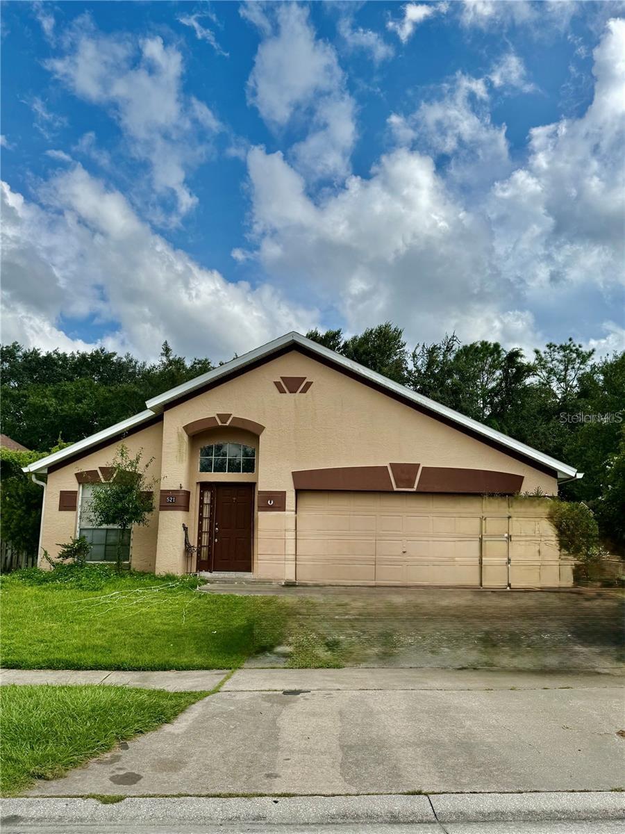 En Venta 521 CYPRESS TREE CT, ORLANDO, FL 32825