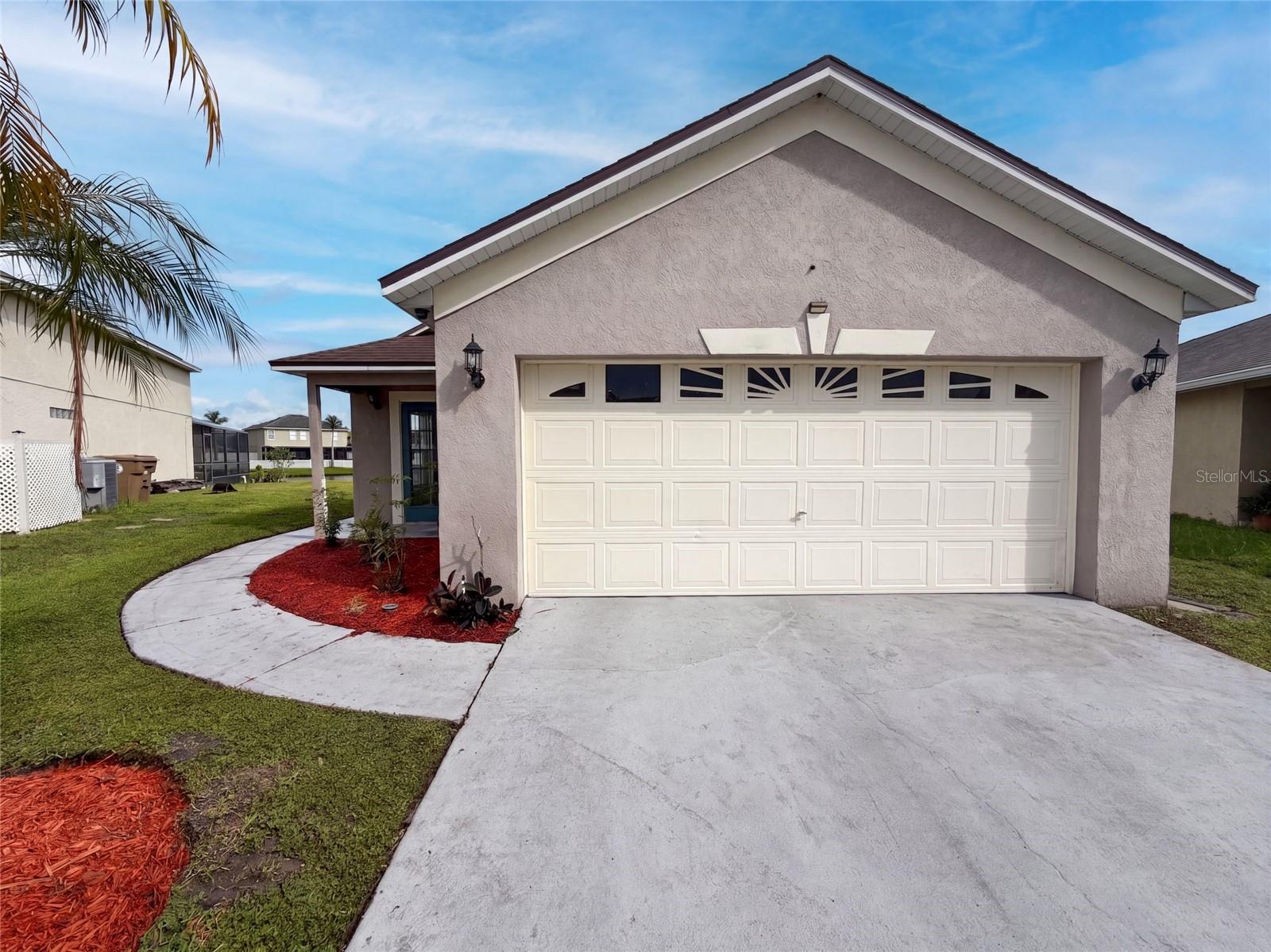 En Venta 225 SOUTHBRIDGE CIR, KISSIMMEE, FL 34744