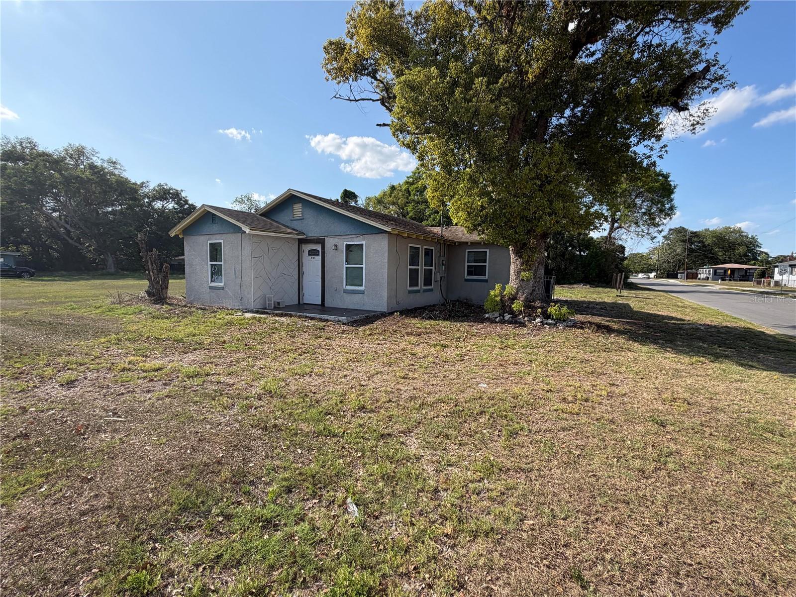 Foto de propiedad en 701 23RD ST ORLANDO con MLS# O6441766