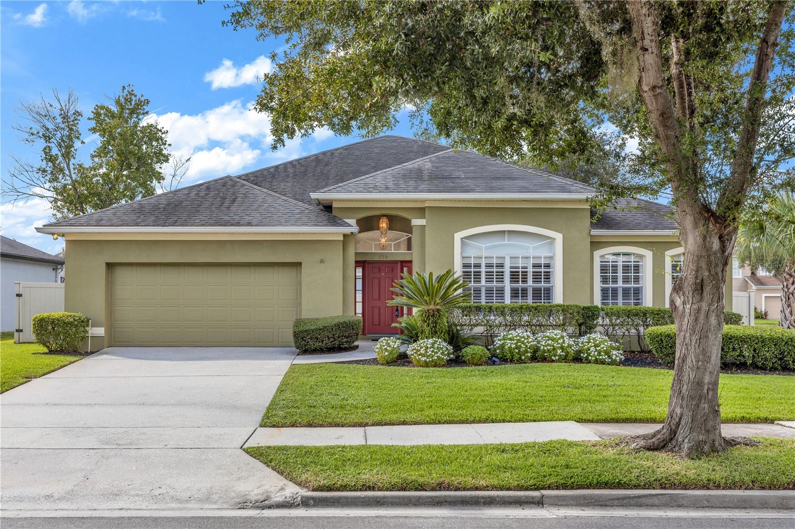 En Venta 330 LAKE AMBERLEIGH DR, WINTER GARDEN, FL 34787