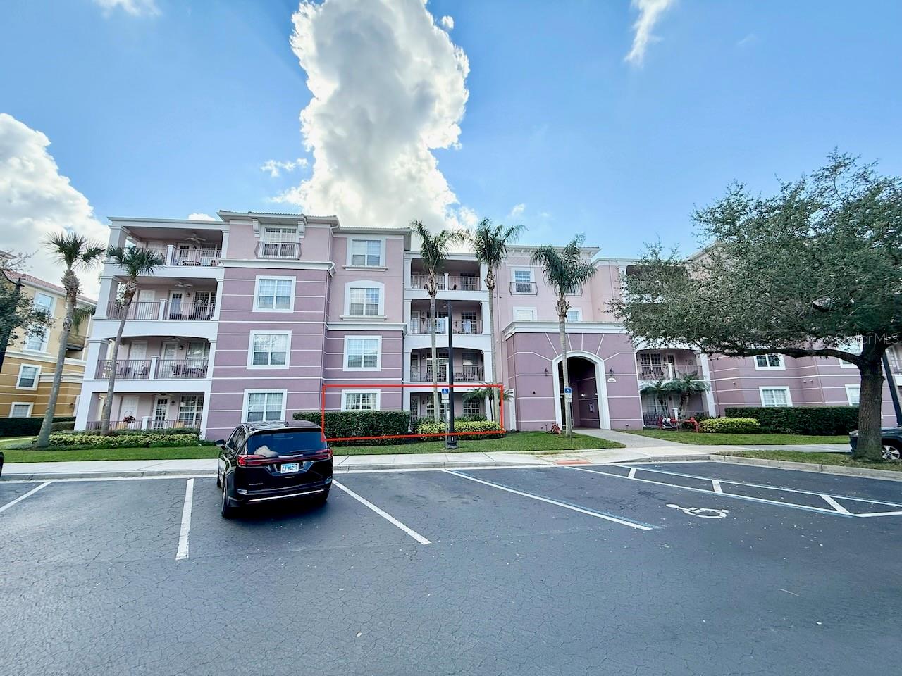 Foto de propiedad en 5048 SHOREWAY LOOP #101 ORLANDO con MLS# O6442095