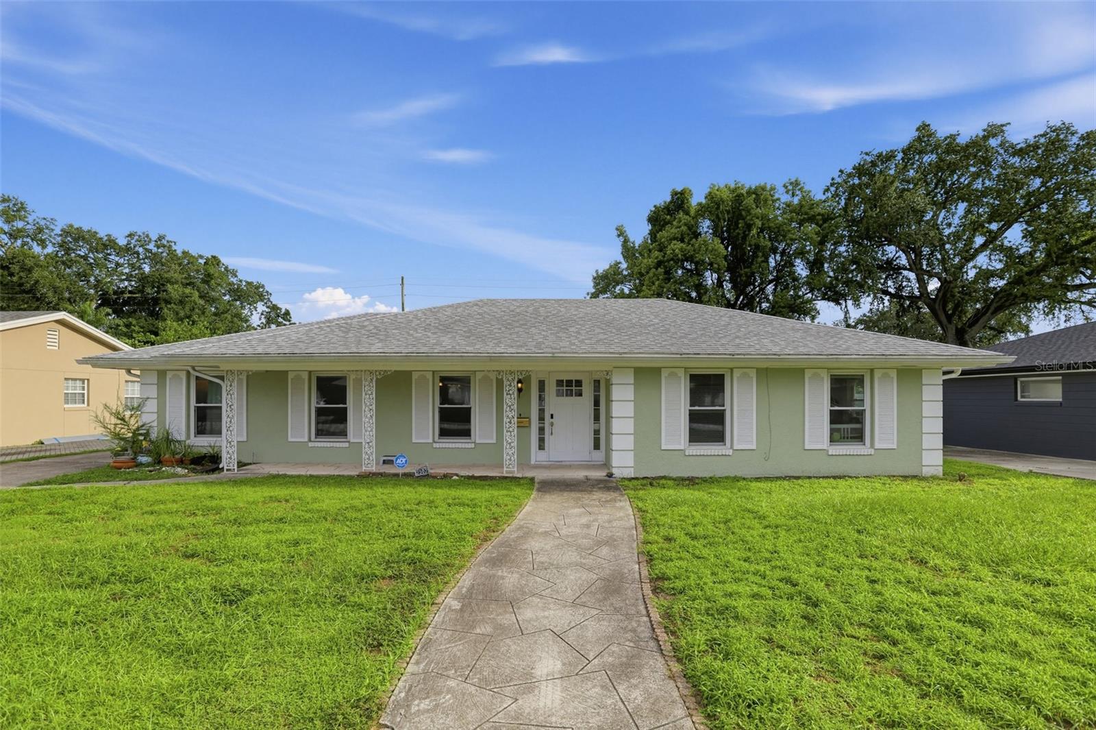 En Venta 2502 VINE ST, ORLANDO, FL 32806