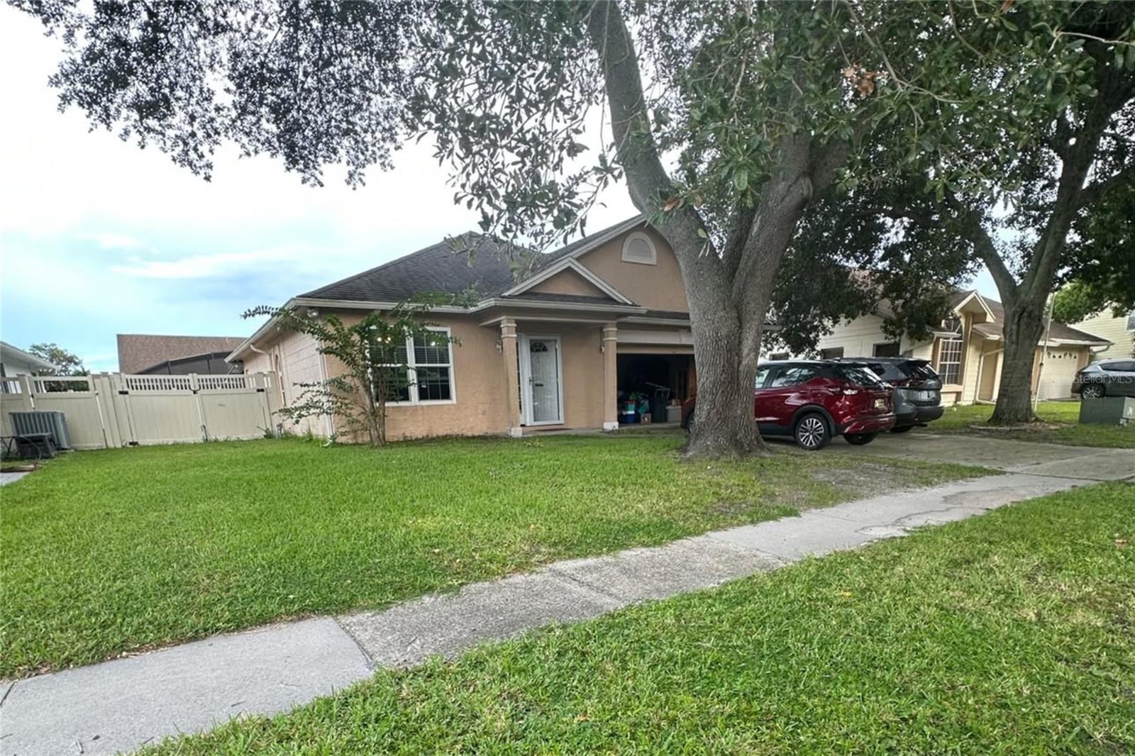 En Venta 8041 EXCALIBUR CT, ORLANDO, FL 32822