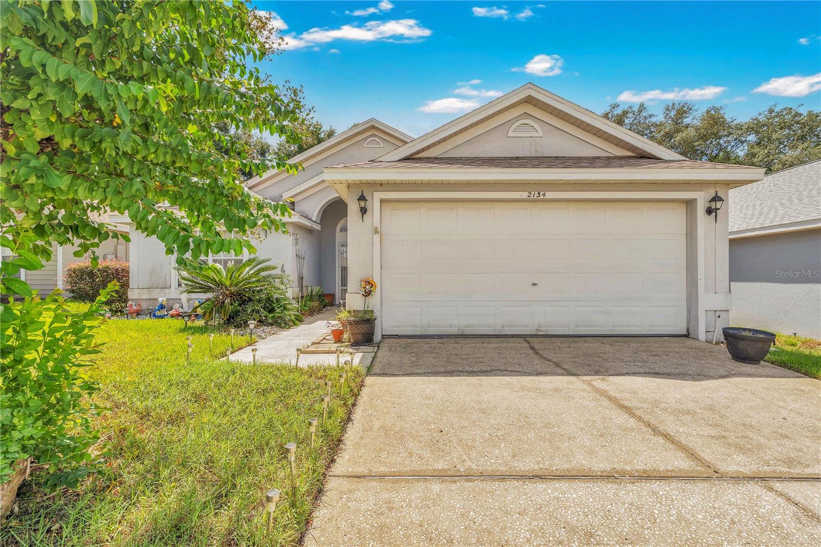 Foto de propiedad en 2134 COBBLEFIELD CIR APOPKA con MLS# O6443066