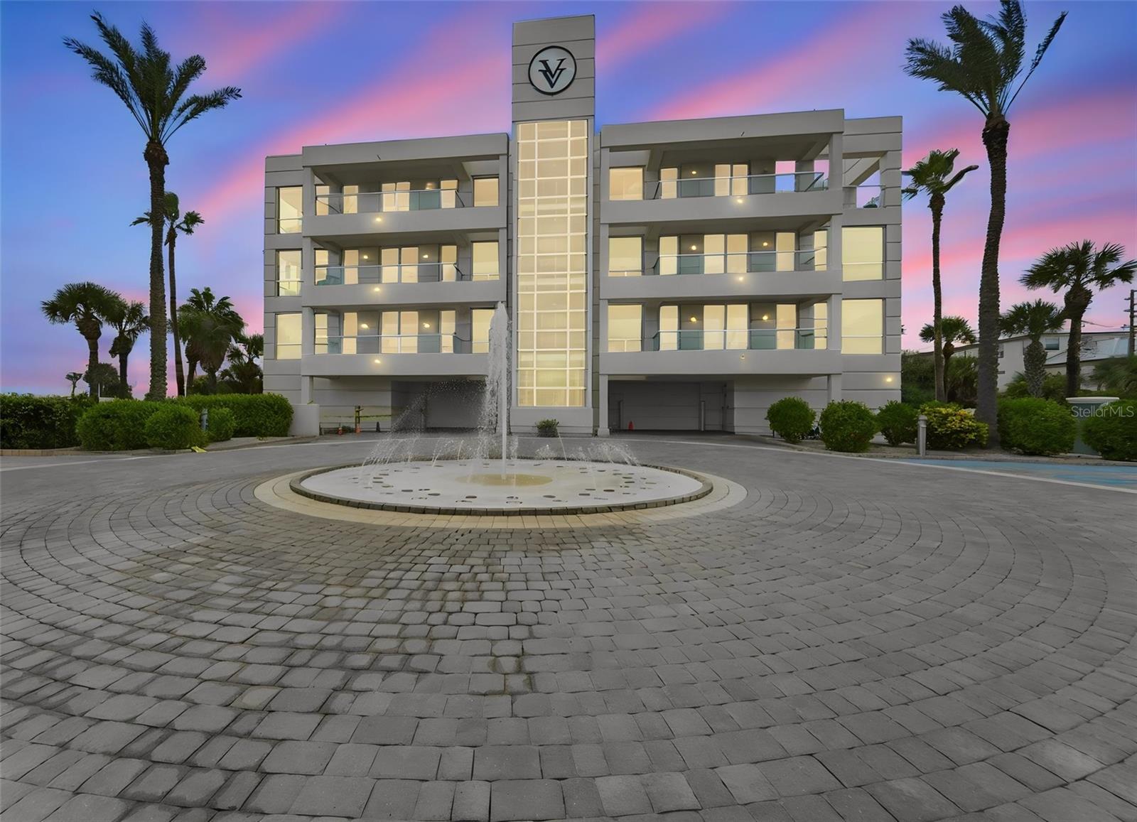 En Venta 3500 S ATLANTIC AVE #103, COCOA BEACH, FL 32931