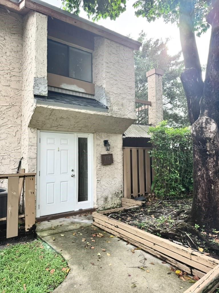 Foto de propiedad en 191 WIMBLEDON LAKE DR ##7-44 PLANTATION con MLS# O6443210
