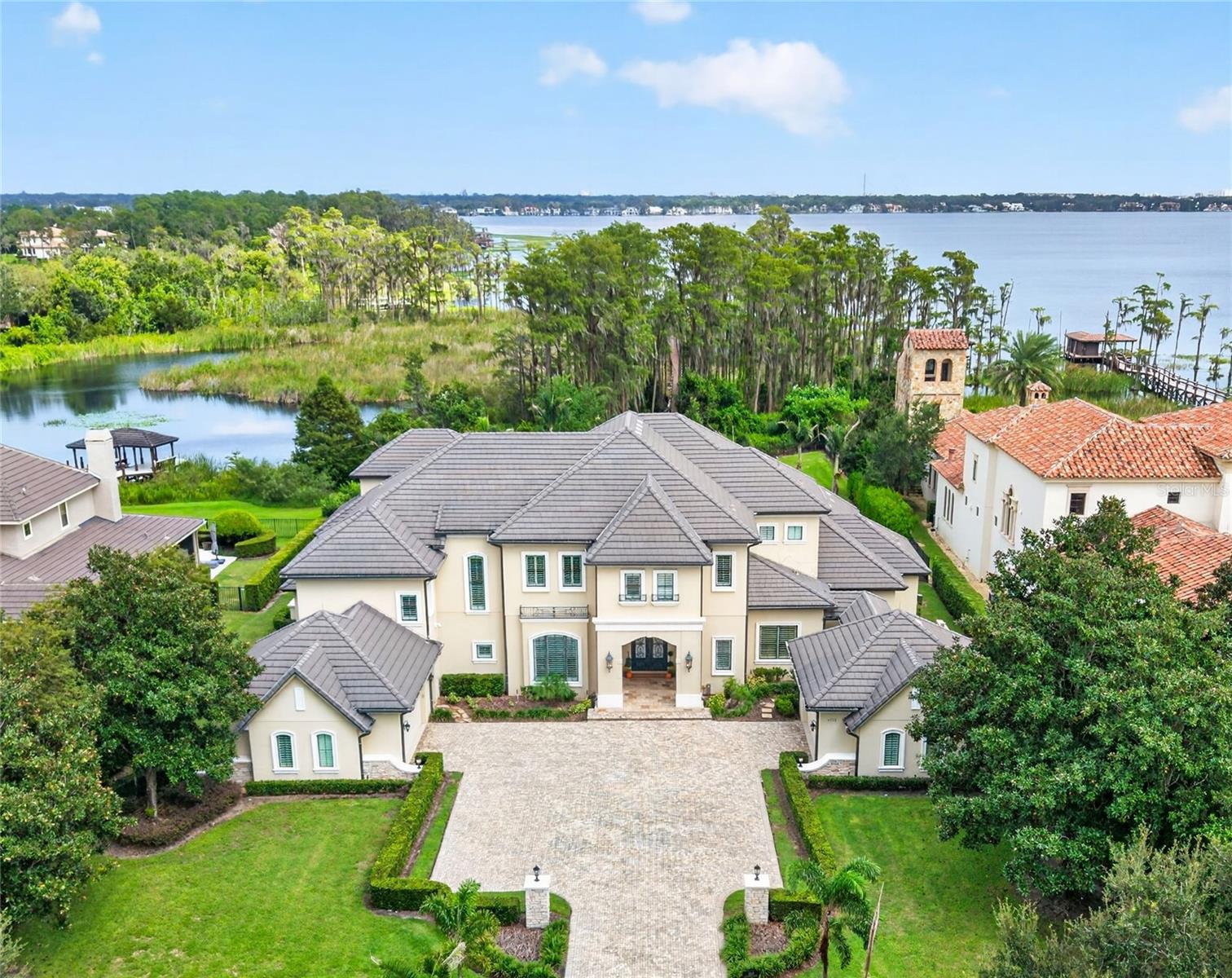 En Venta 6113 GROSVENOR SHORE DR, WINDERMERE, FL 34786