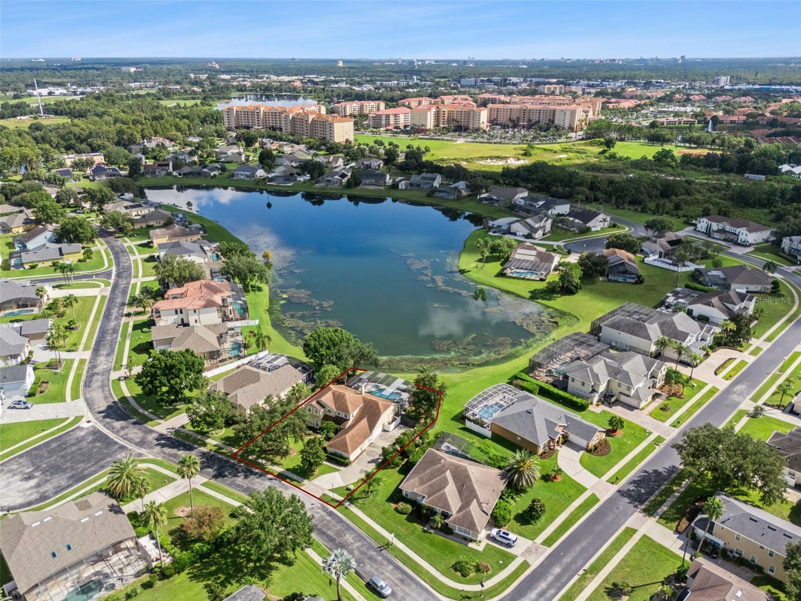 En Venta 2705 FORMOSA BLVD, KISSIMMEE, FL 34747