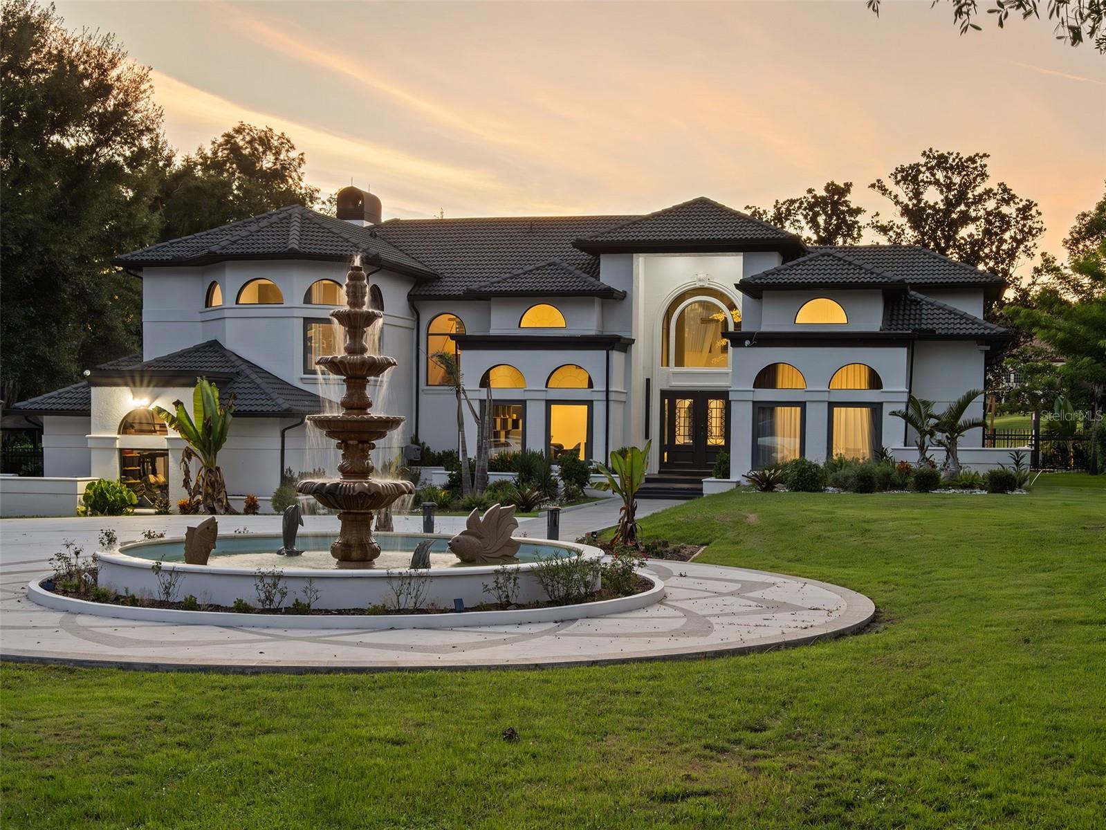 En Venta 5186 VARDON DR, WINDERMERE, FL 34786