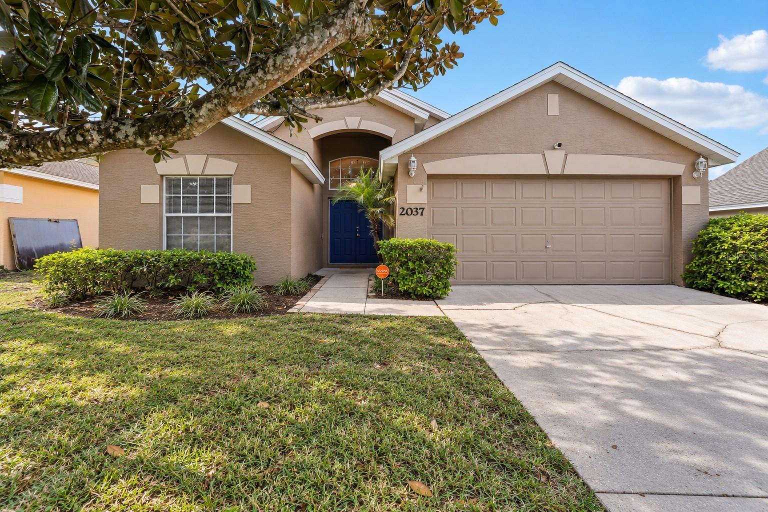 En Venta 2037 CRANBERRY ISLES WAY, APOPKA, FL 32712