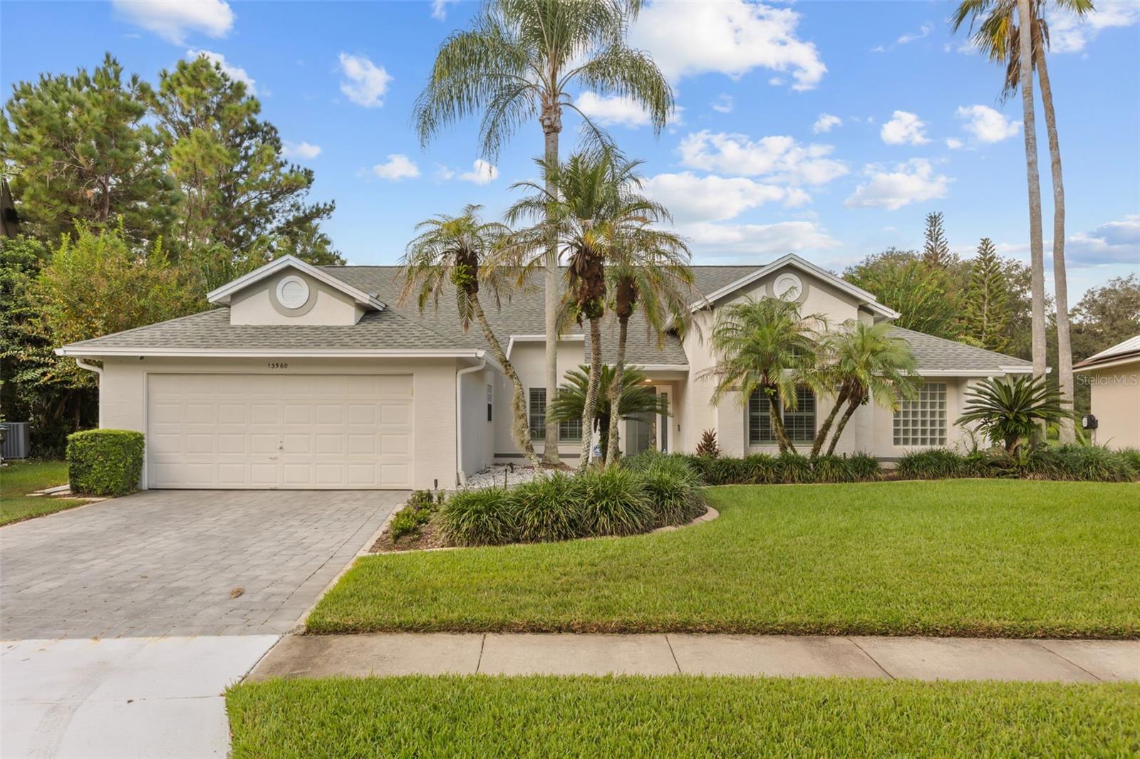 En Venta 13560 DORNOCH DR, ORLANDO, FL 32828
