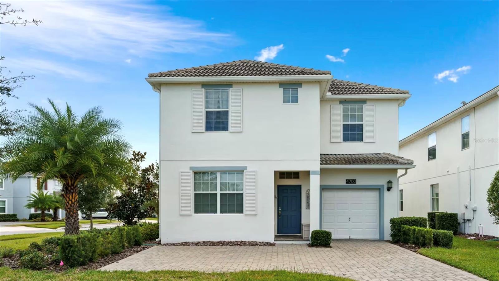 En Venta 4700 SLEEPY HOLLOW DR, KISSIMMEE, FL 34746