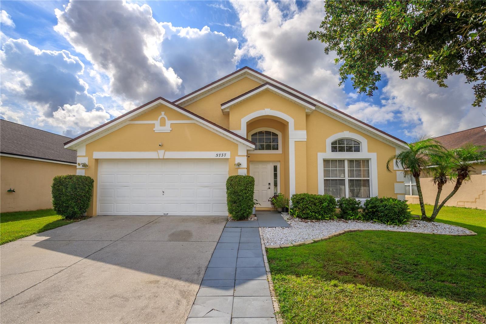 En Venta 5737 LAKE CHAMPLAIN DR, ORLANDO, FL 32829