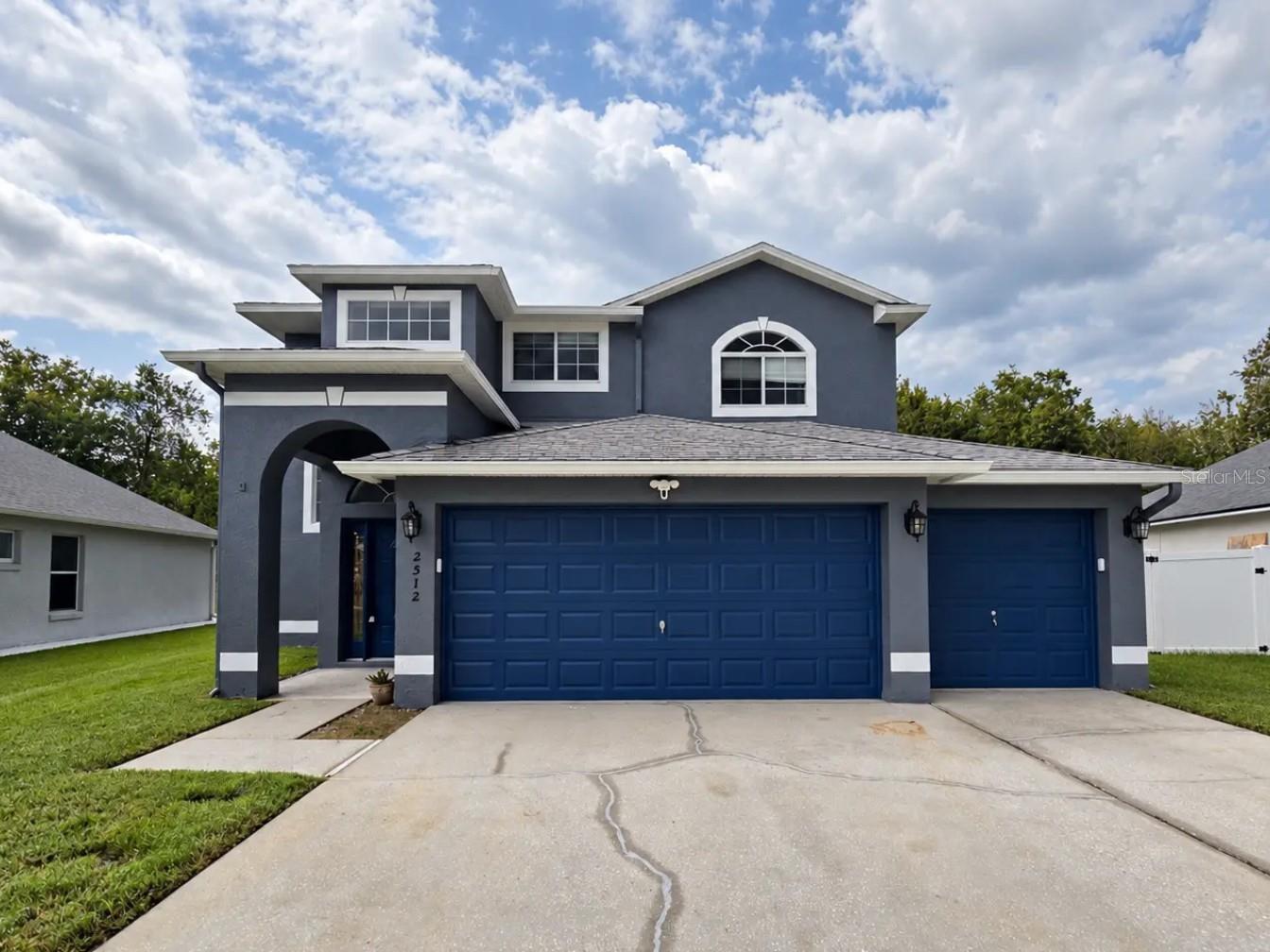 En Venta 2512 BROOKSTONE DR, KISSIMMEE, FL 34744
