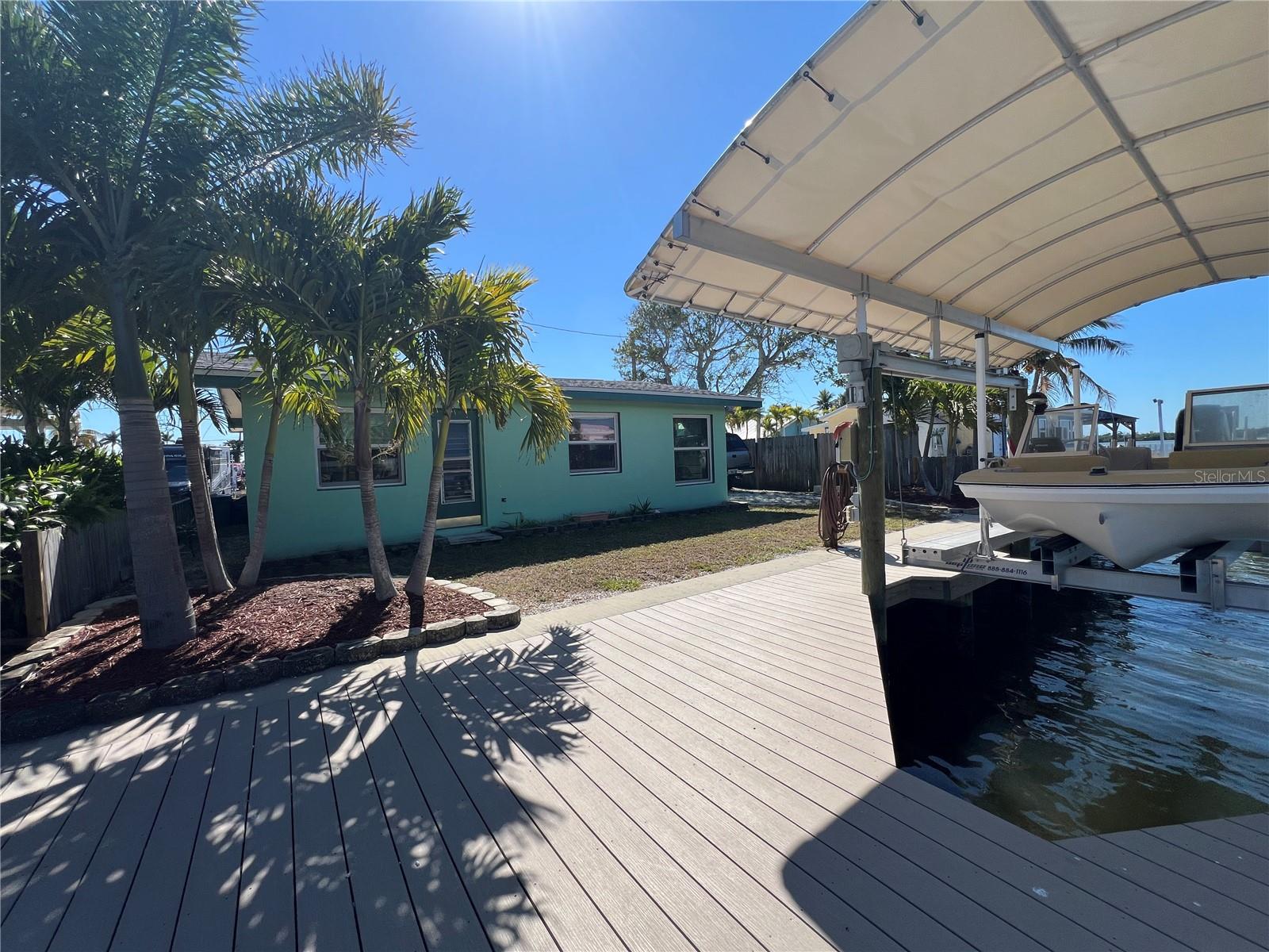 Foto de propiedad en 2650 COCO PLUM DR MATLACHA con MLS# OM718450