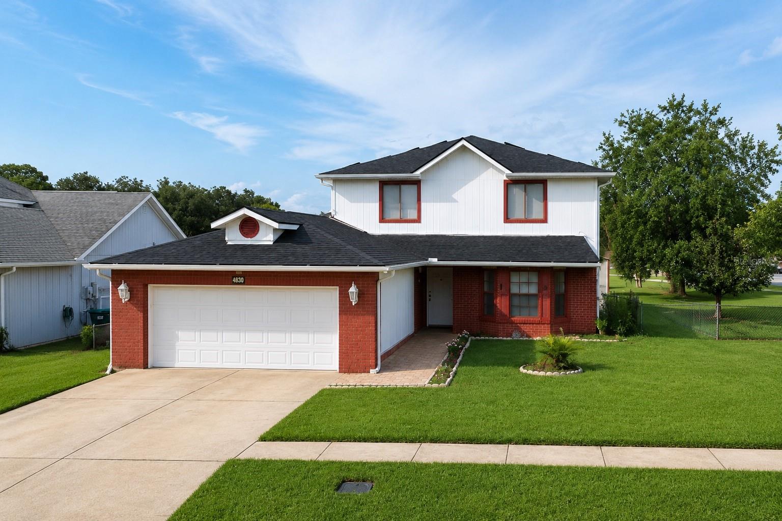 Foto de propiedad en 499 CHICAGO WOODS CIR ORLANDO con MLS# OM727521