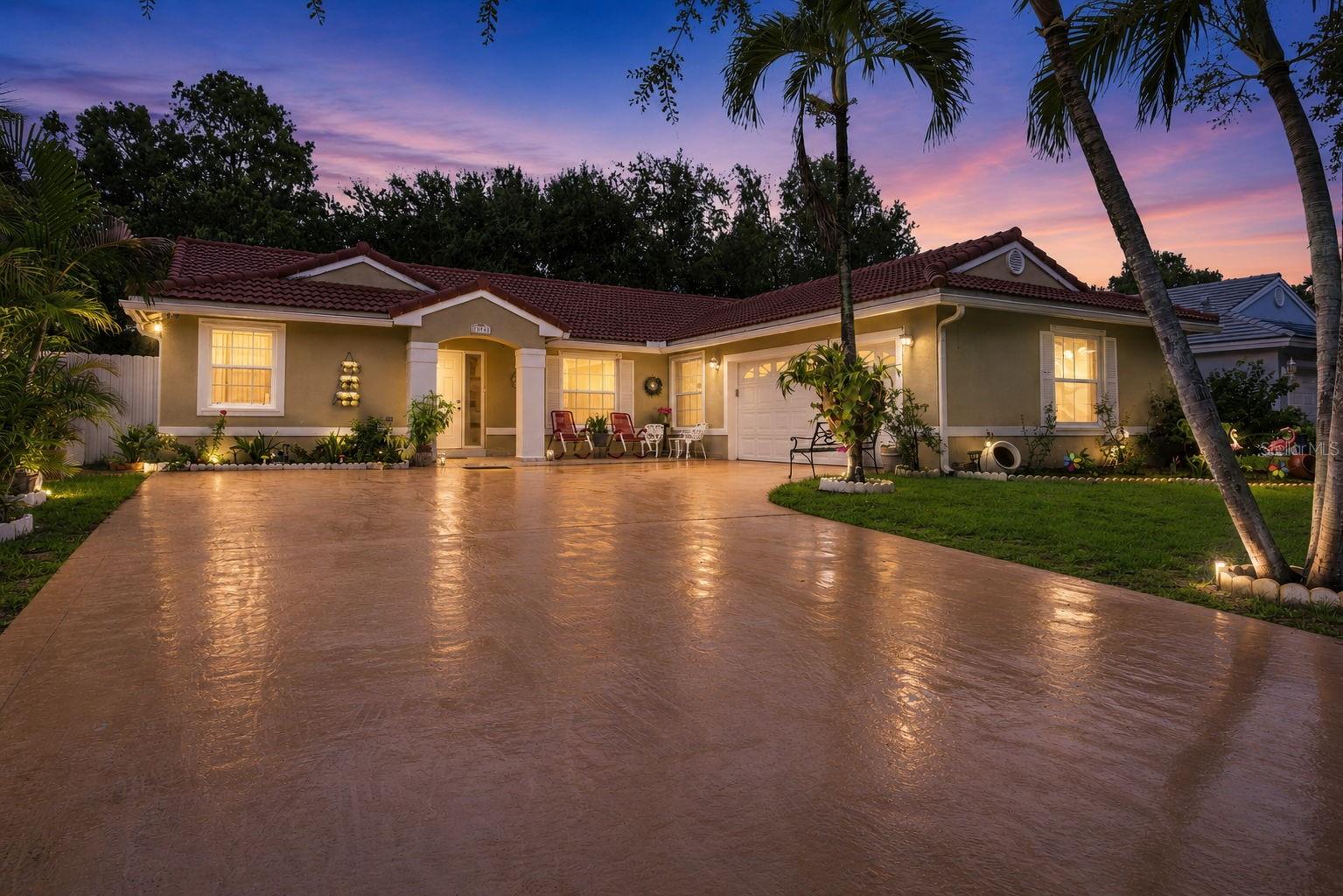 Foto de propiedad en 13501 SW 17TH CT MIRAMAR con MLS# OM729327