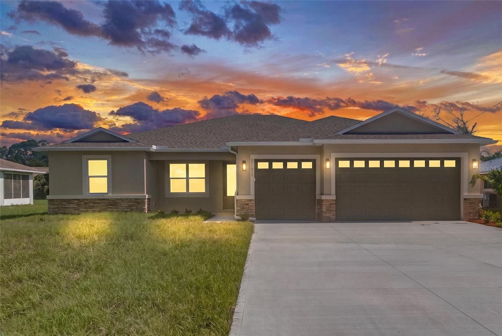 En Venta 2171 FALLON BLVD NE, PALM BAY, FL 32907