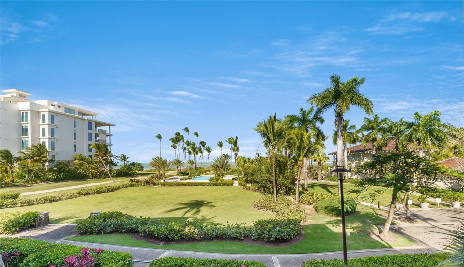Foto de propiedad en Bahia Beach Golf Club LAS VENTANAS II CONDOMINIUM #209 RIO GRANDE con MLS# PR9105246