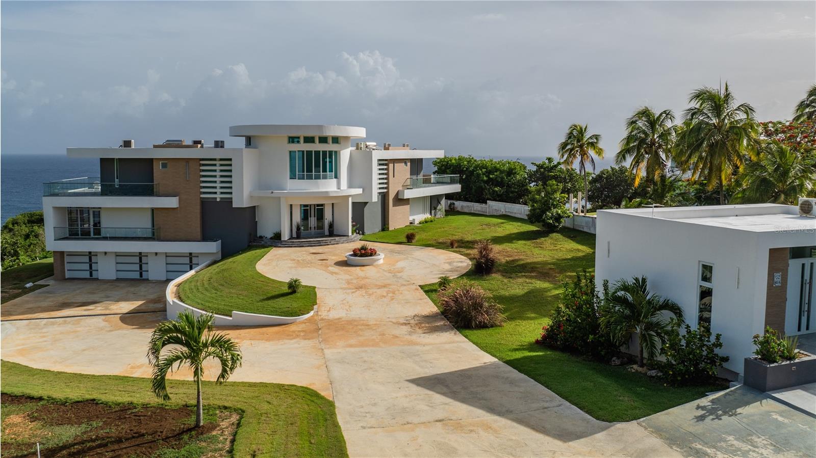 Foto de propiedad en 991 CALLE ESTACION QUEBRADILLAS con MLS# PR9114395
