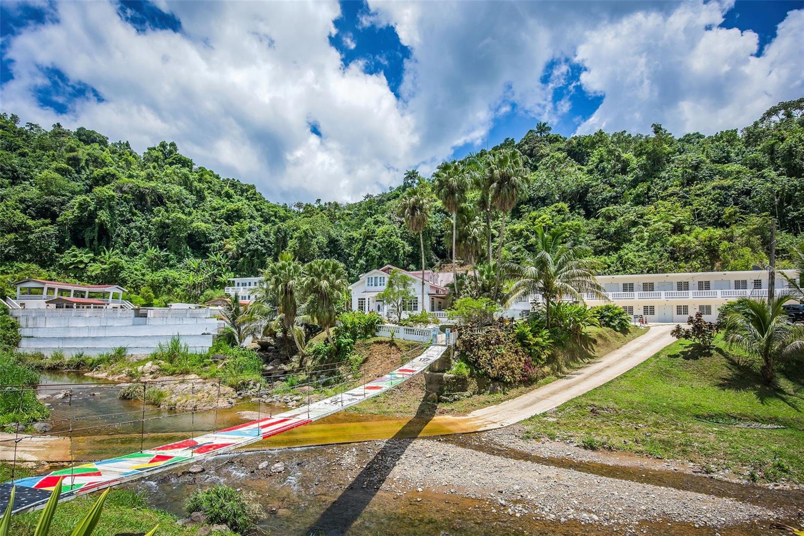 Foto de propiedad en 135 VILLA PEREZ ADJUNTAS con MLS# PR9114426