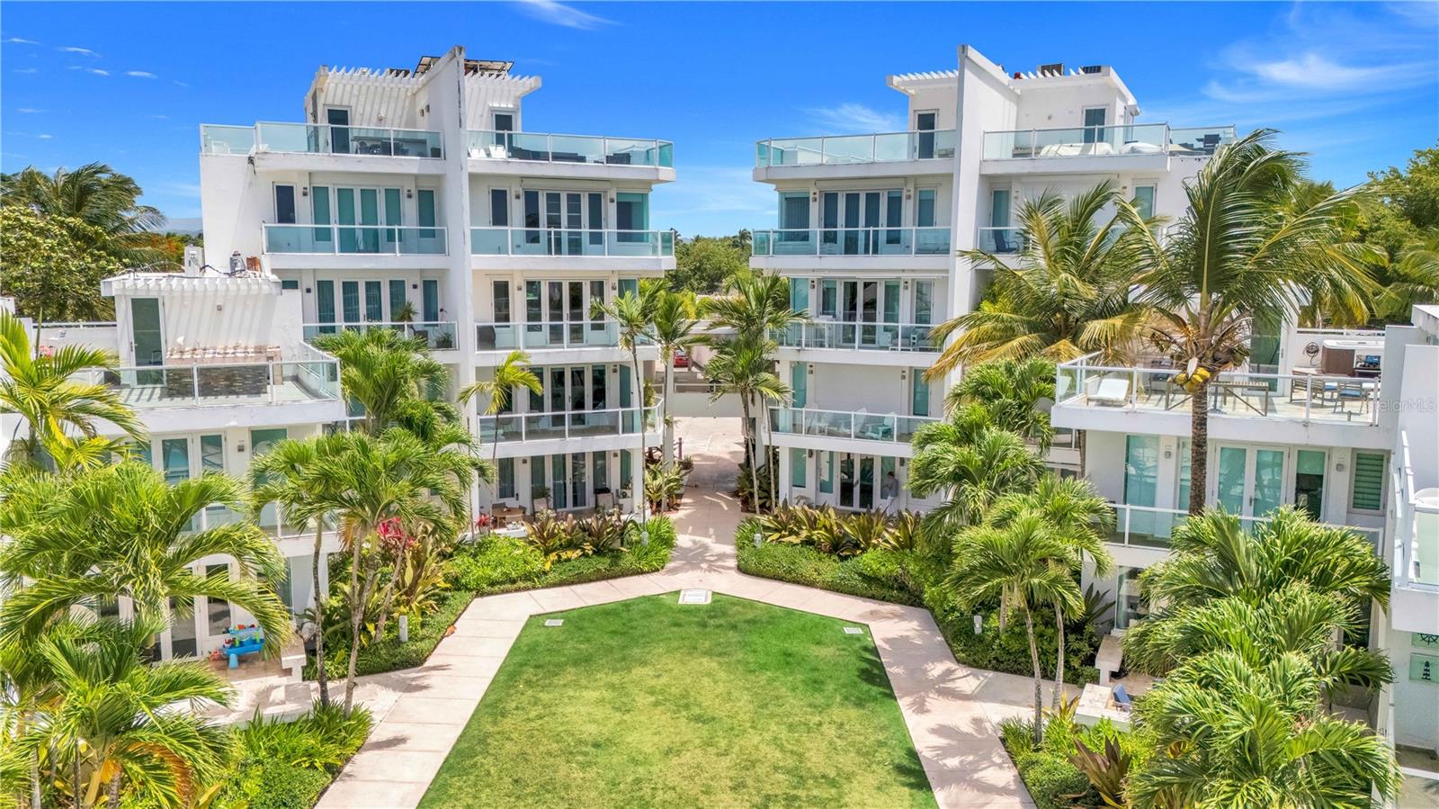 En Venta 7 PASEO DE LA BALANDRAS #7, DORADO, PR 00646