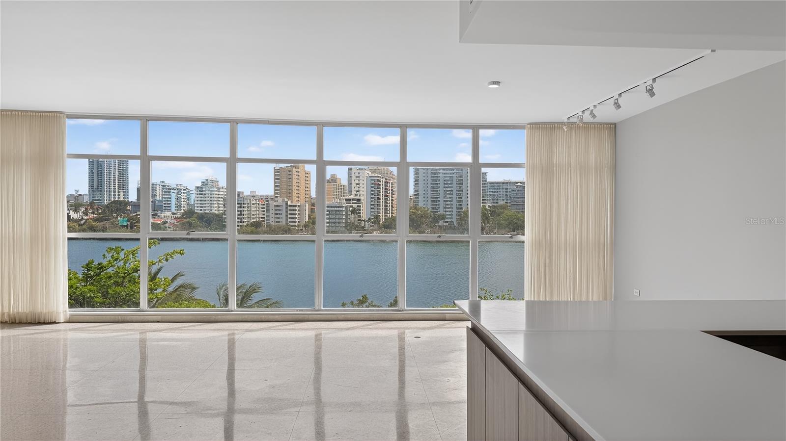 En Venta 860 ASHFORD AVENUE #5C #1, SAN JUAN, PR 00907