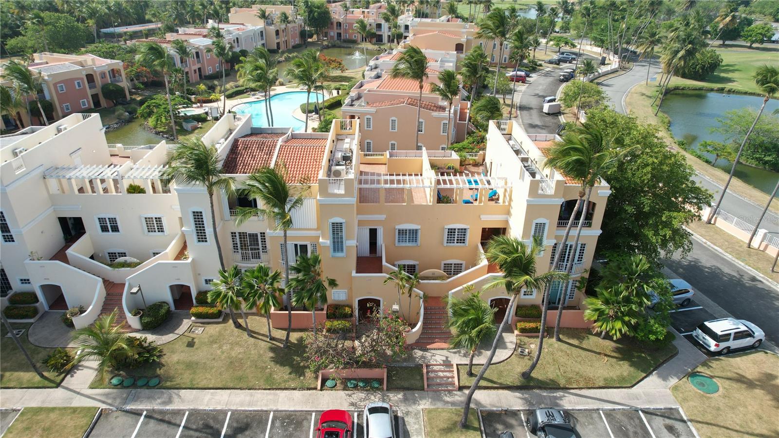 Foto de propiedad en Candelero Drive SE FAIRWAY COURTS - PALMAS DEL MAR CTS N #734 HUMACAO con MLS# PR9115278