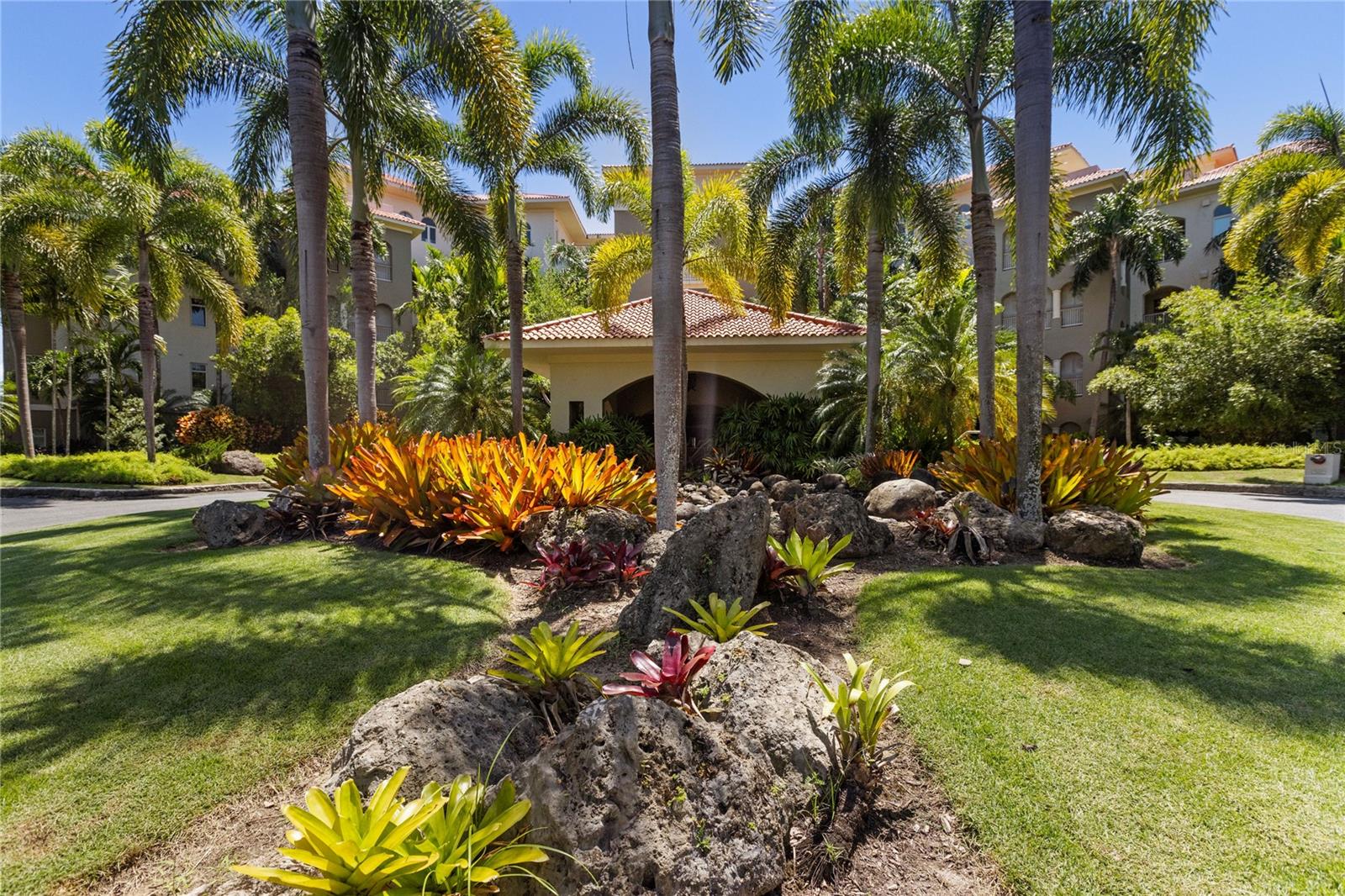 Foto de propiedad en 500 PLANTATION DR #3-202 DORADO con MLS# PR9115825