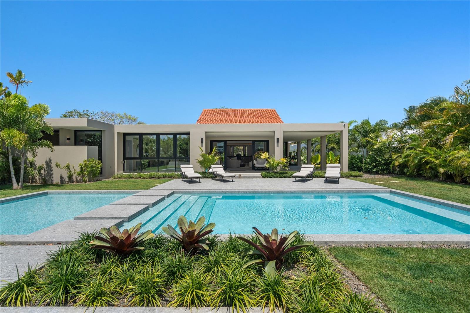 En Venta 111 DORADO BEACH EAST, DORADO, PR 00646