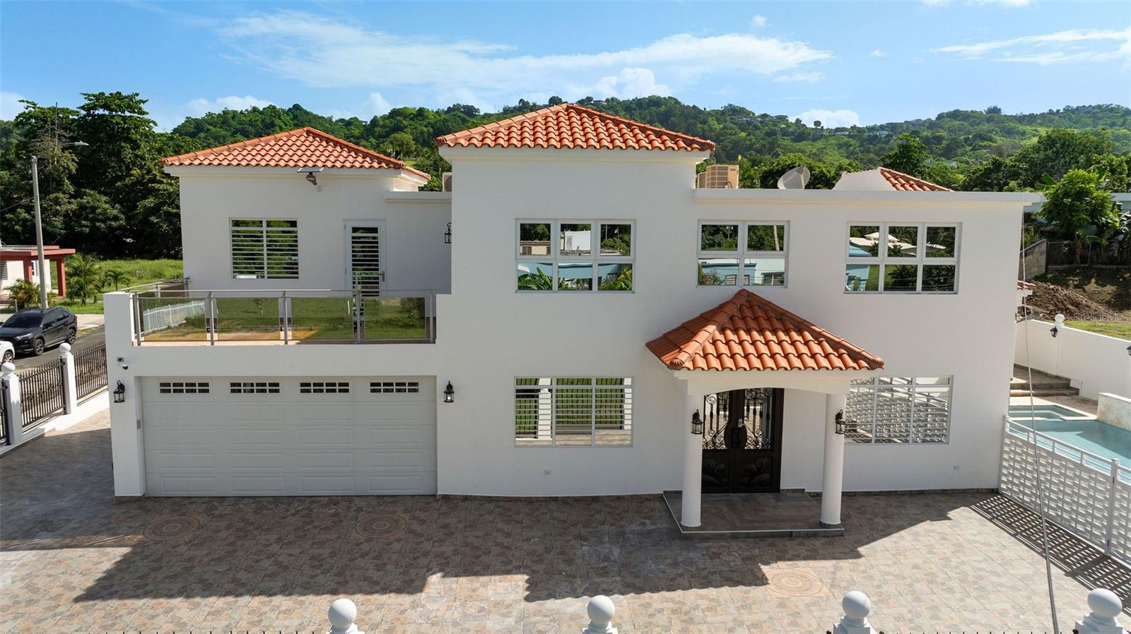 Foto de propiedad en Carr 411 Km 0.3 SECTOR RUIZ BO. CALVACHE RINCON con MLS# PR9118176