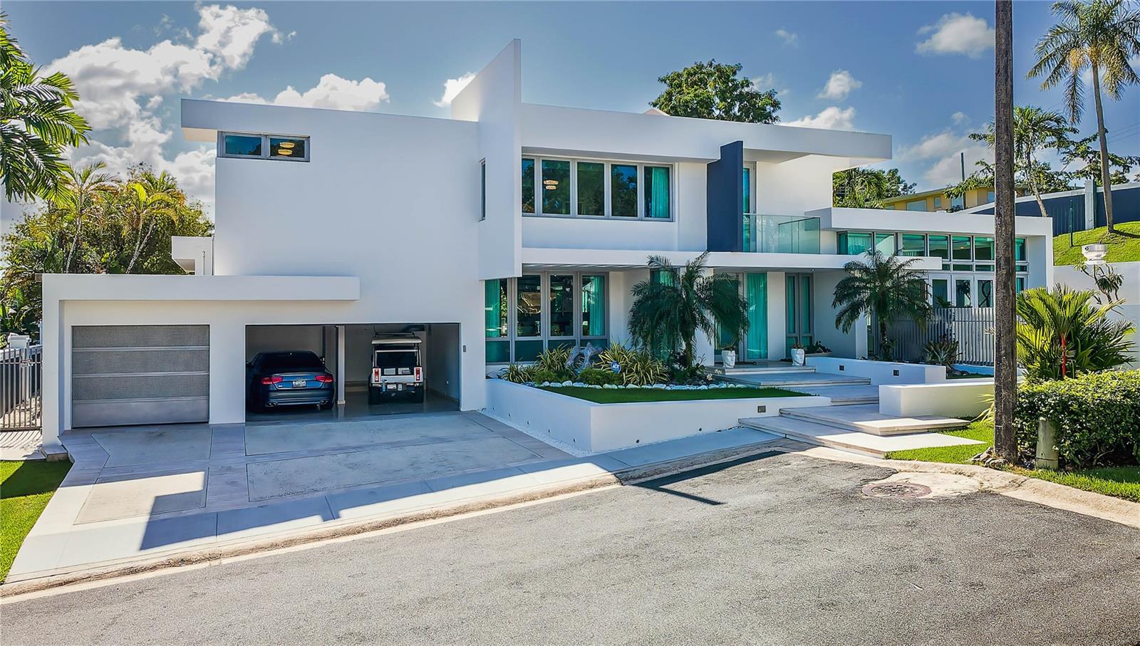 En Venta B32 EASTSIDE COURT, GUAYNABO, PR 00969