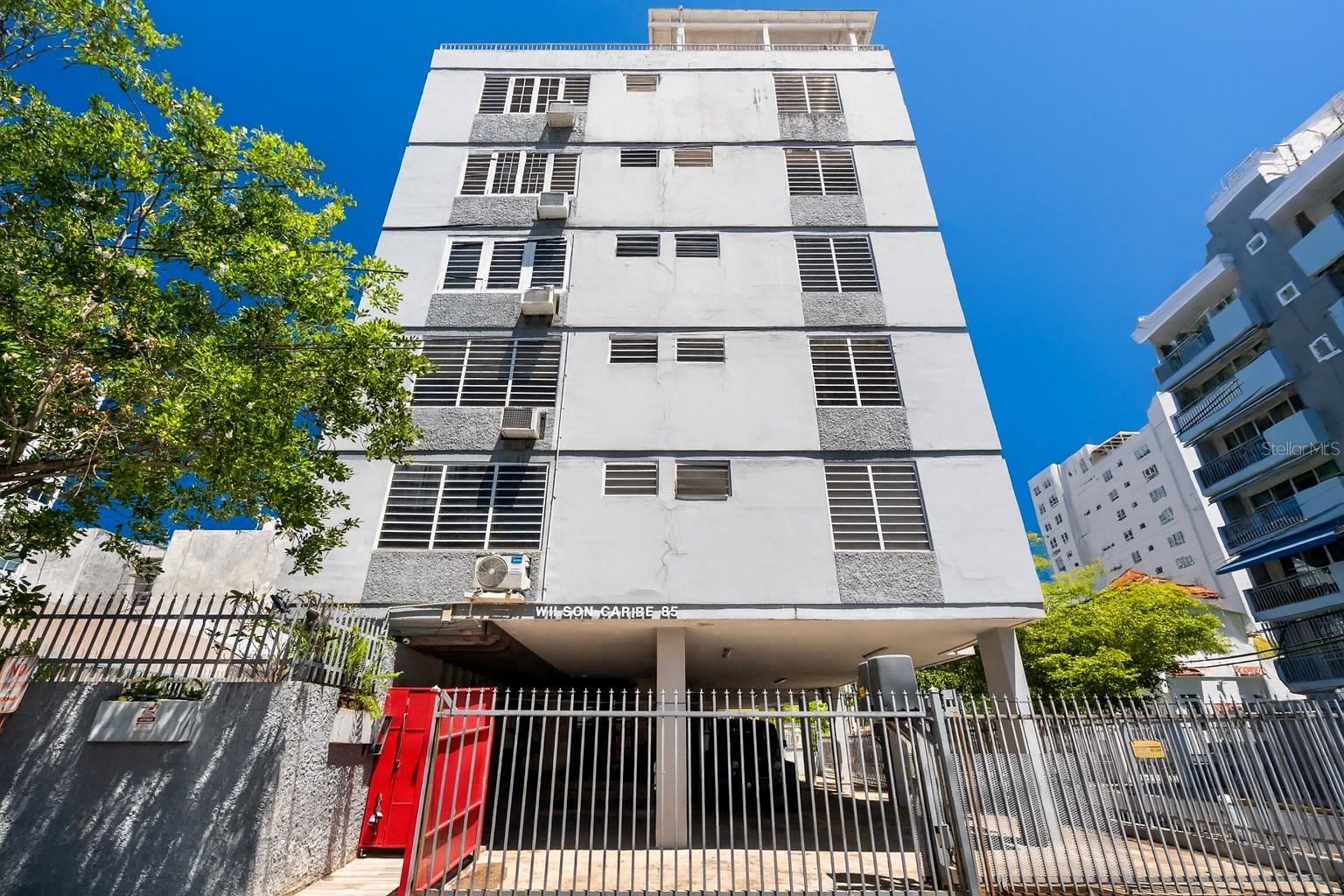 Foto de propiedad en 85 CALLE CARIBE #PH 601 SAN JUAN con MLS# PR9118427