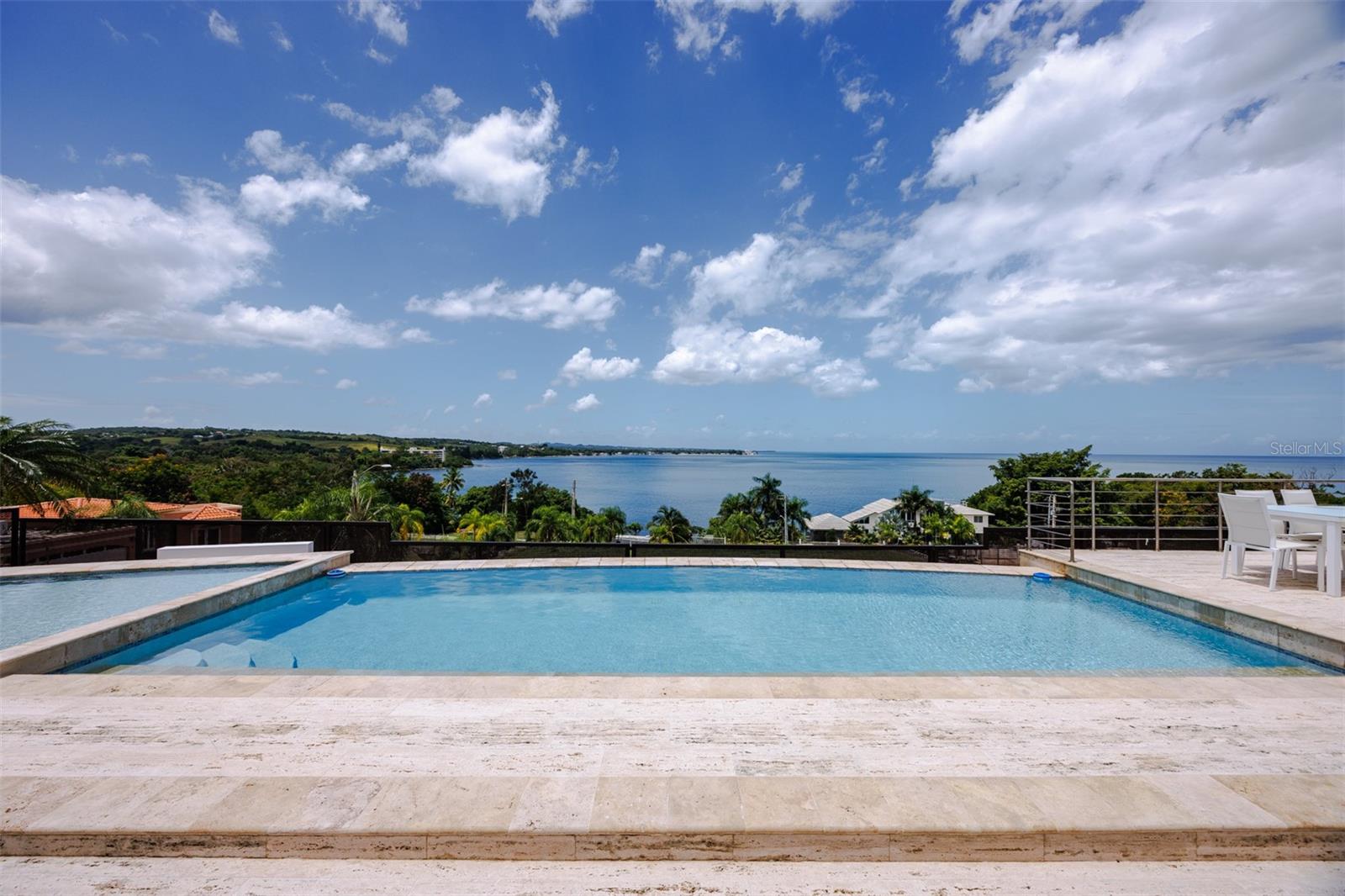 Foto de propiedad en 6 PARAISO ESCONDIDO CABO ROJO con MLS# PR9119174