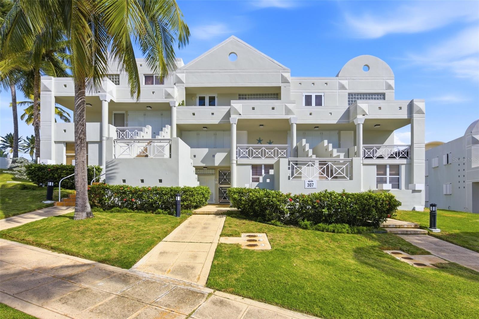 Foto de propiedad en K4 COSTA DORADA #58 DORADO con MLS# PR9119310
