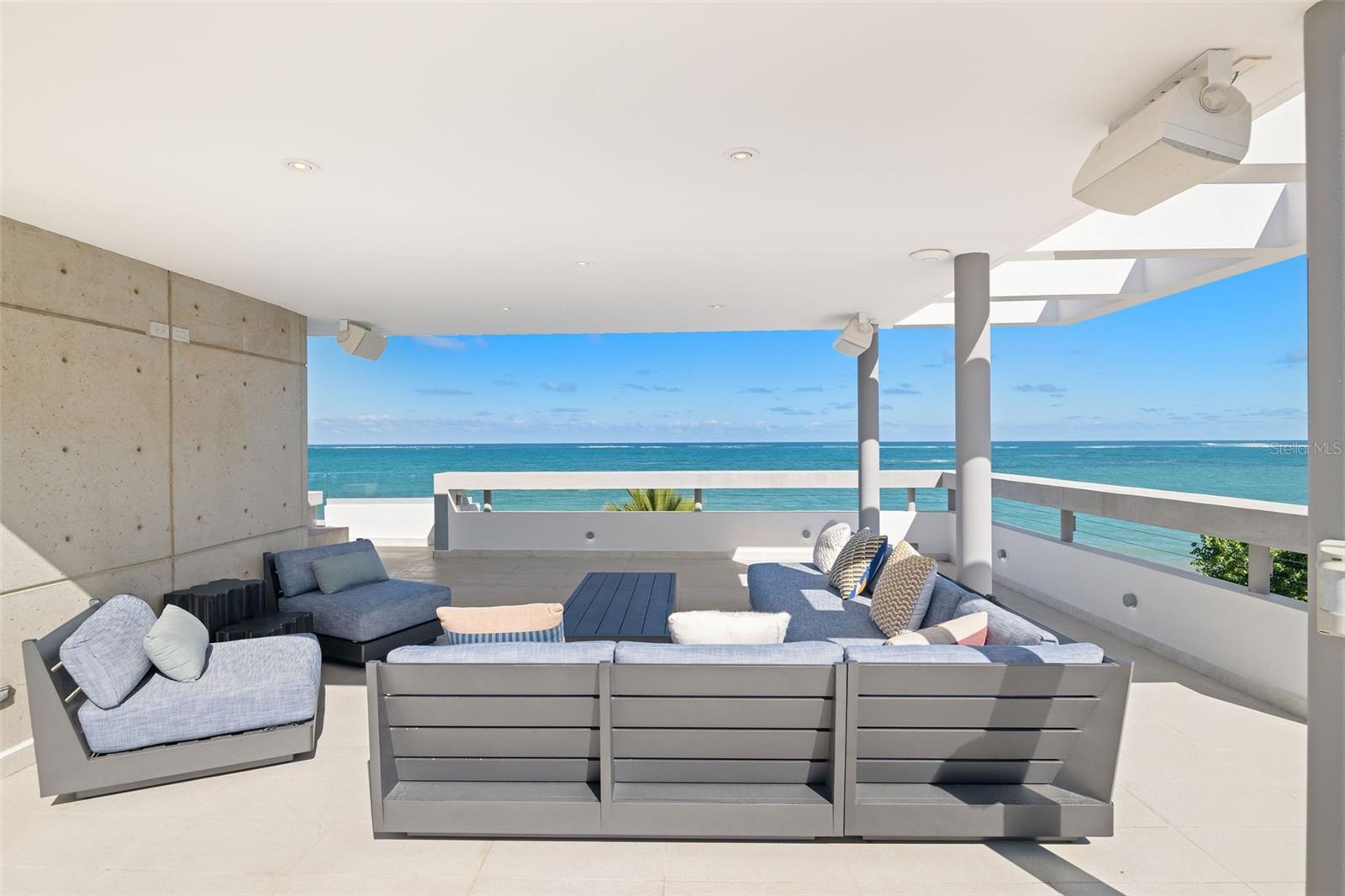 Foto de propiedad en 2220 PARK BLVD SAN JUAN con MLS# PR9119685