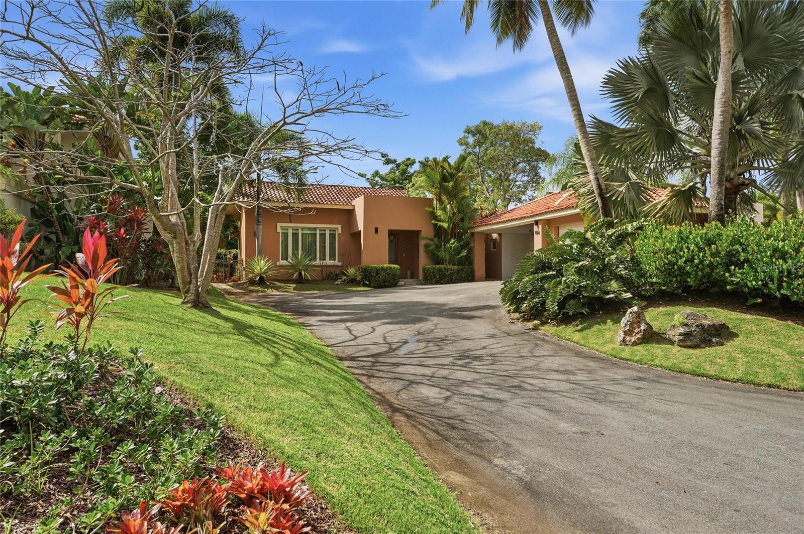 Foto de propiedad en 182 DORADO BEACH EAST DORADO con MLS# PR9119779